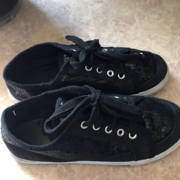 🌹Aviva Girls Black Sequin Sneakers Sz3 XC - Picture 2 of 5